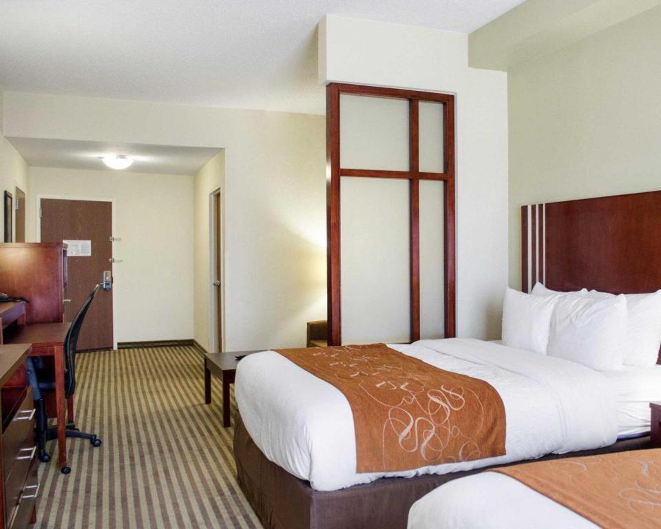 Comfort Suites Greenwood Eksteriør billede