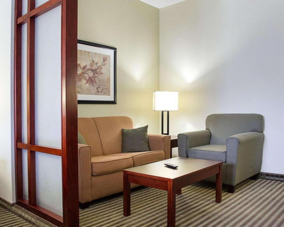 Comfort Suites Greenwood Eksteriør billede