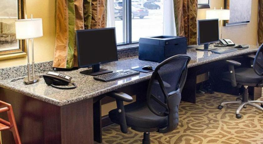 Comfort Suites Greenwood Eksteriør billede