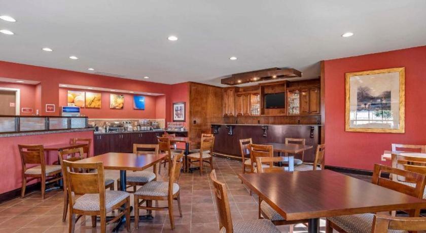 Comfort Suites Greenwood Eksteriør billede